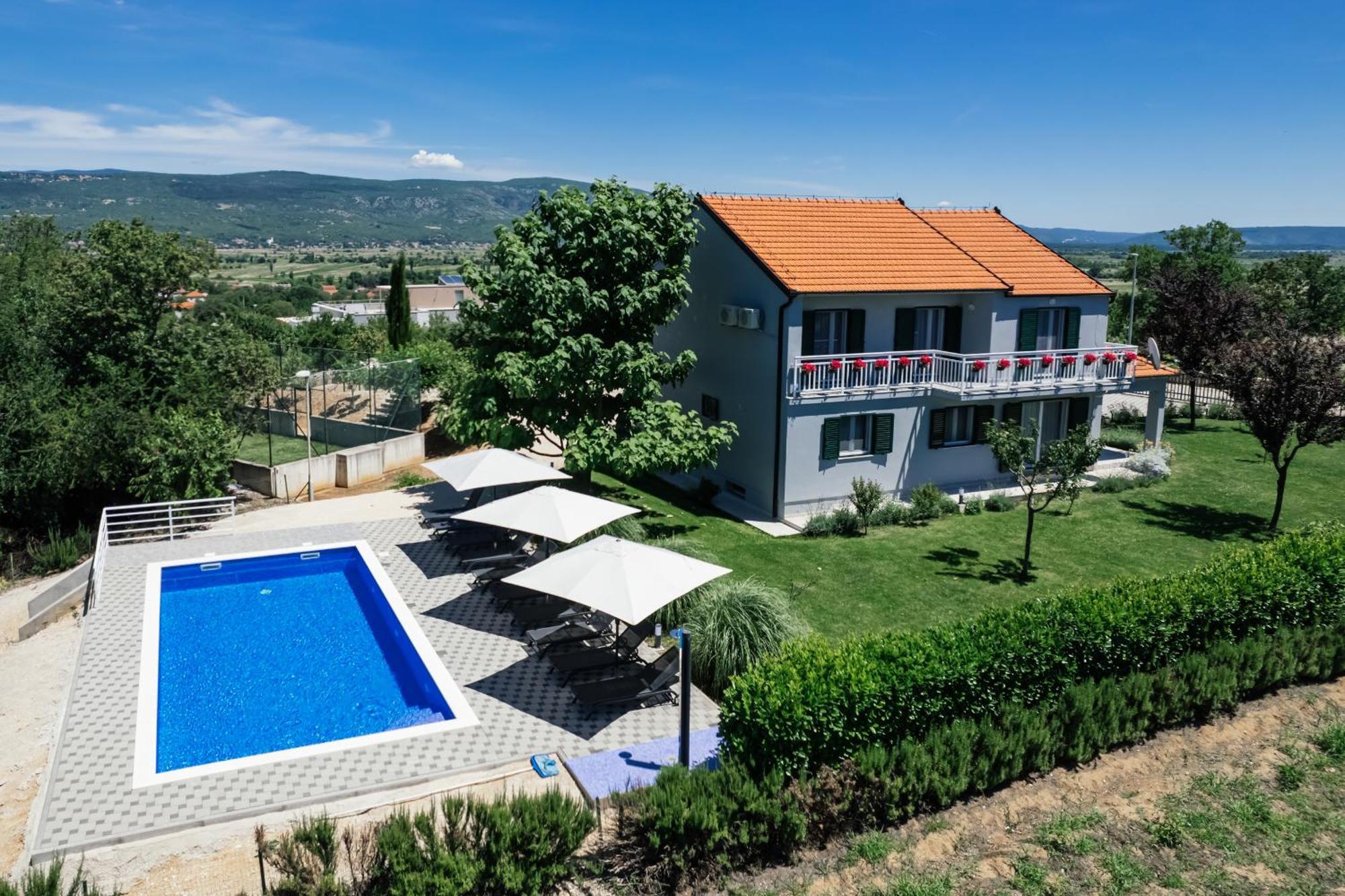 Villa Matko - Family Destination Zmijavci Exterior foto
